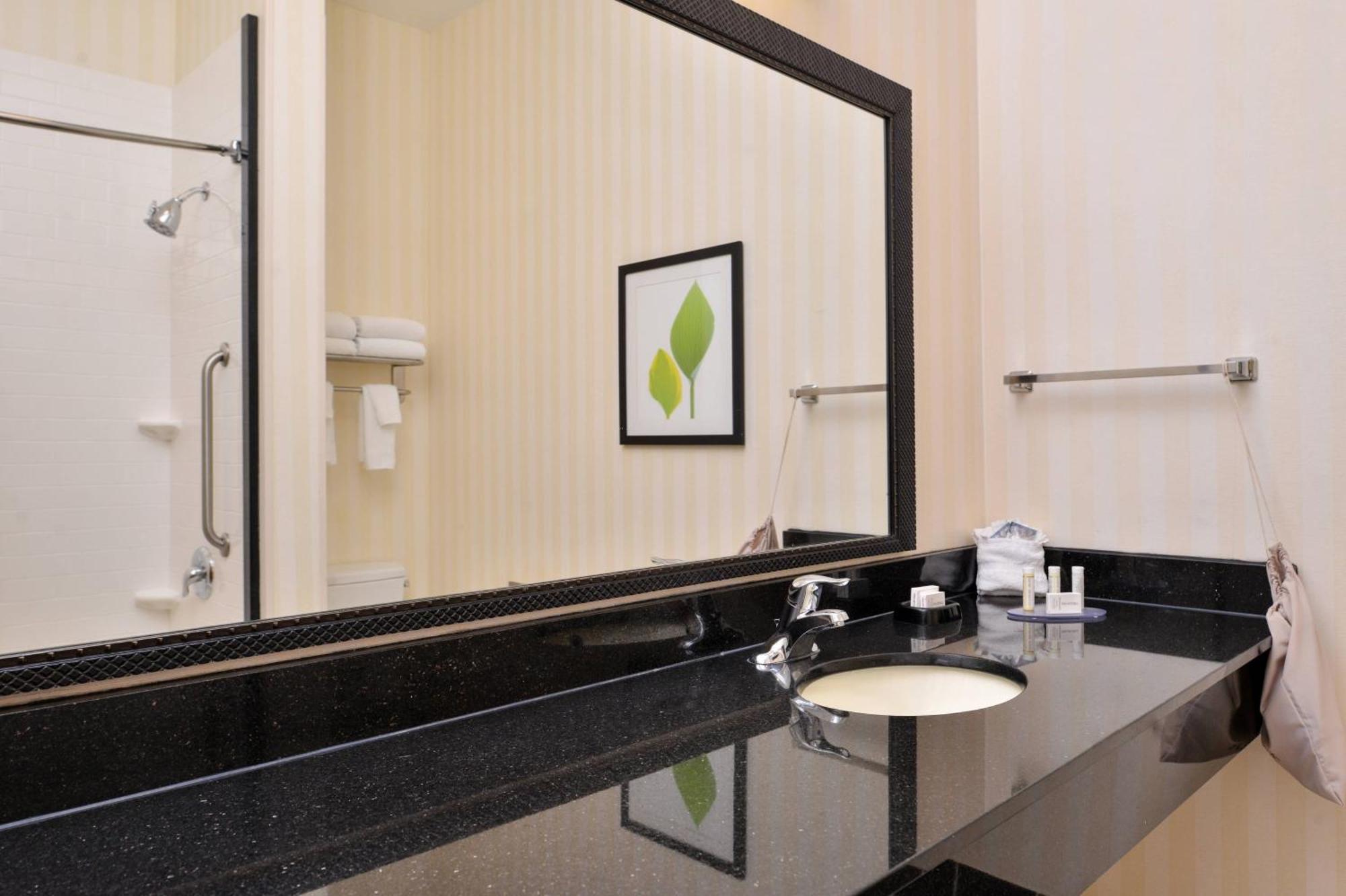 Fairfield Inn And Suites By Marriott Birmingham Pelham/I-65 Εξωτερικό φωτογραφία