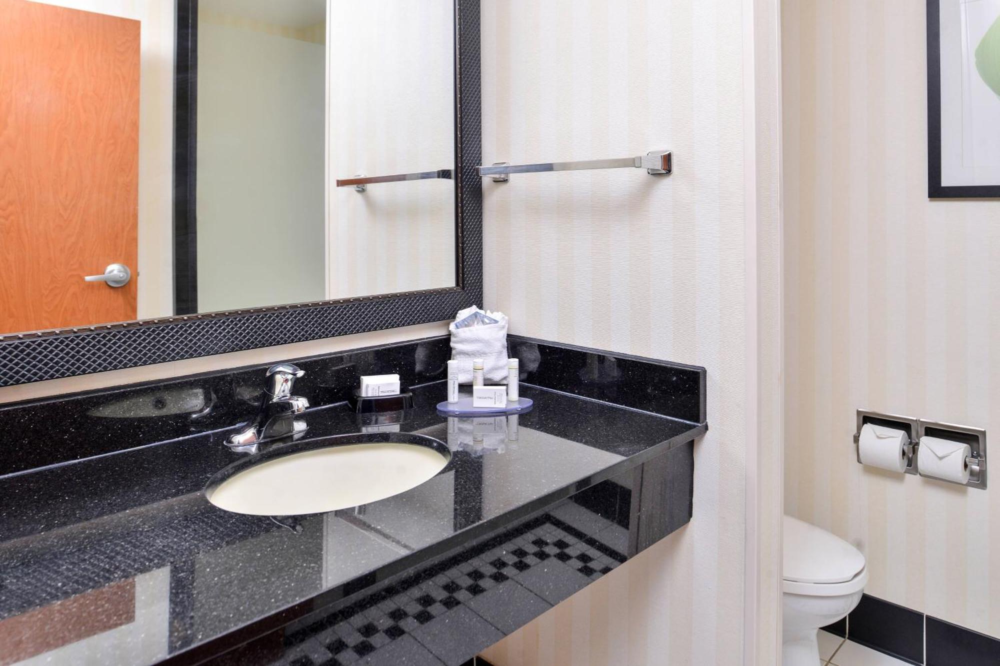 Fairfield Inn And Suites By Marriott Birmingham Pelham/I-65 Εξωτερικό φωτογραφία